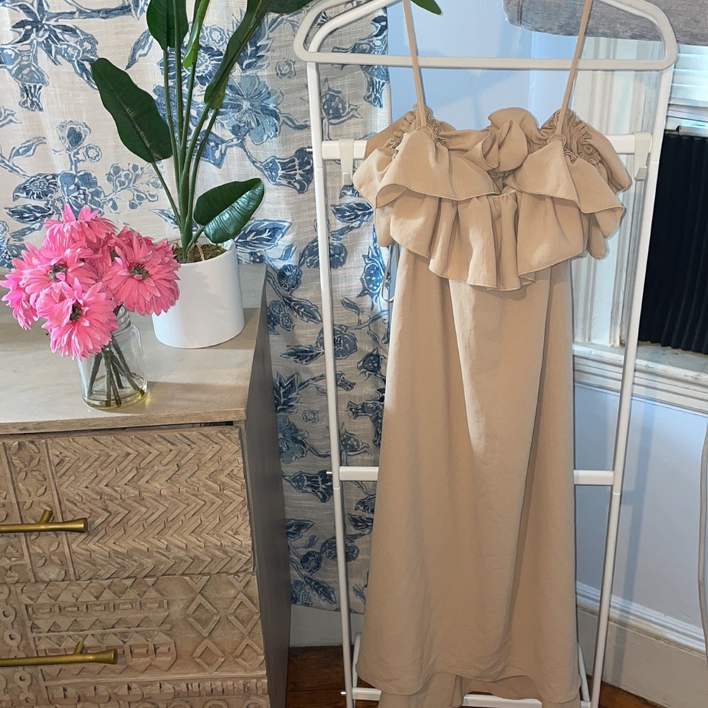 Zara Textured Ruffled Dress - Picture 12 of 13